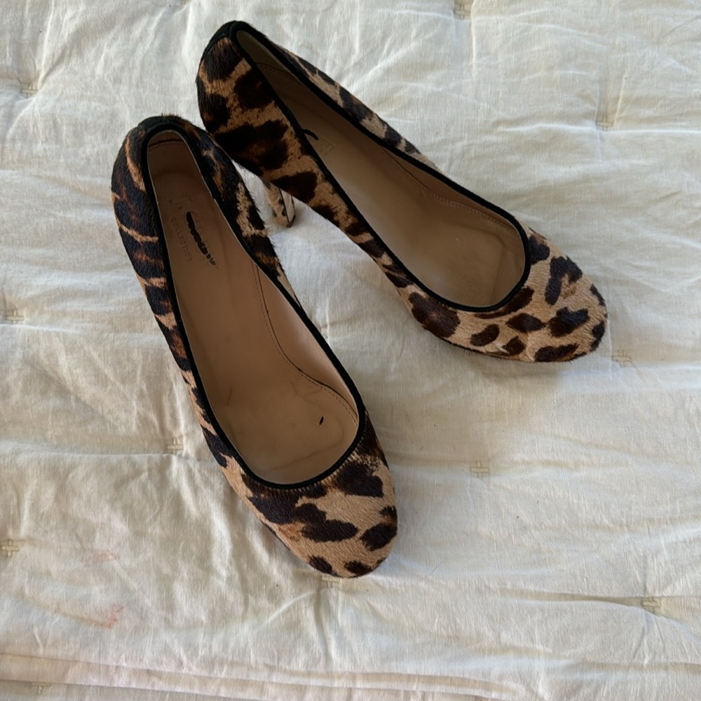 Like new J Crew calf hair heels sz 8 - Picture 2 of 3